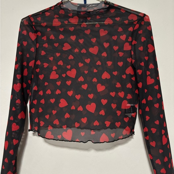 Mesh top with hearts ❤️ - Picture 1 of 3